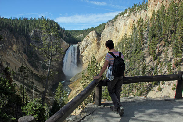 Bild 12 Yellowstone, am Yellowstone "Grand Canyon" auf einer Aussichtsplatform