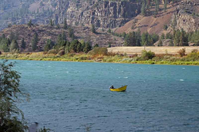 Bild 8 Immer am Flathead River entlang, fast ohne Verkehr, es macht Spaß hier unterwegs zu sein