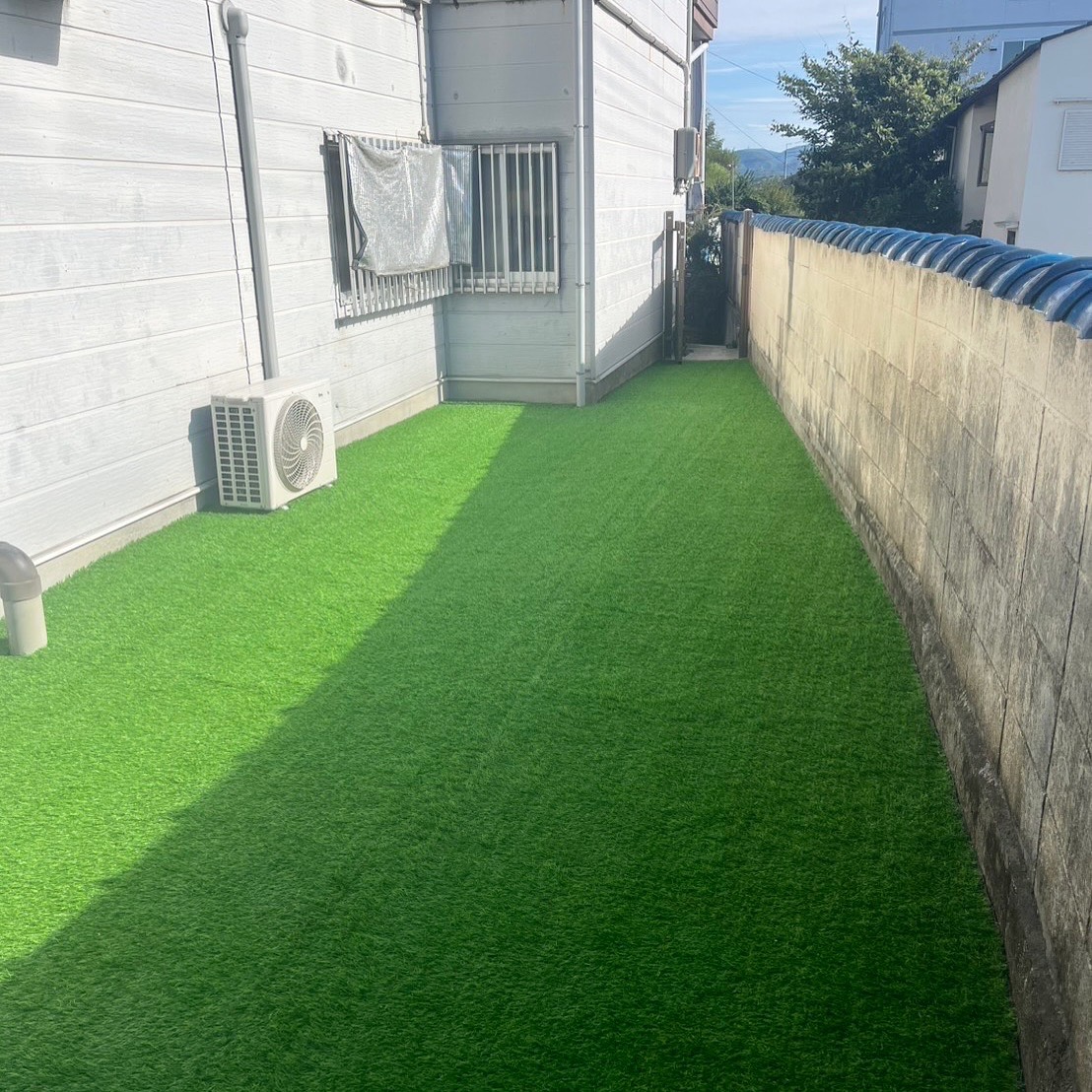 三田市某動物病院様 人工芝張り後