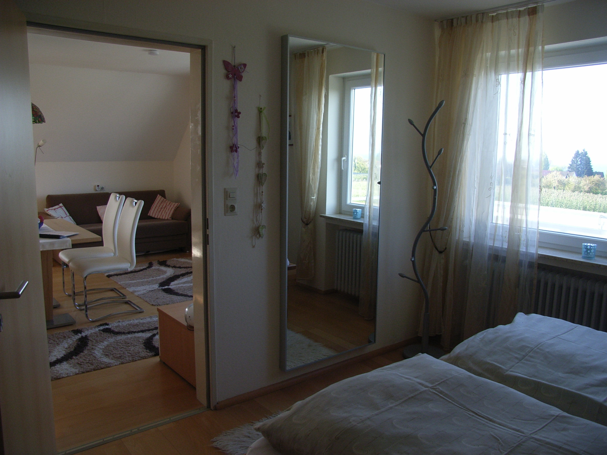 Schlafzimmer Bild 3