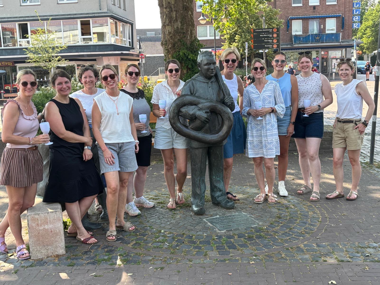 Damen on Tour!