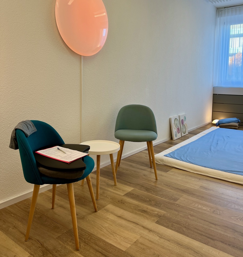 Shiatsu Praxis Sonja Zürcher in Dübendorf bei Zürich - Raum für Selbststärkung