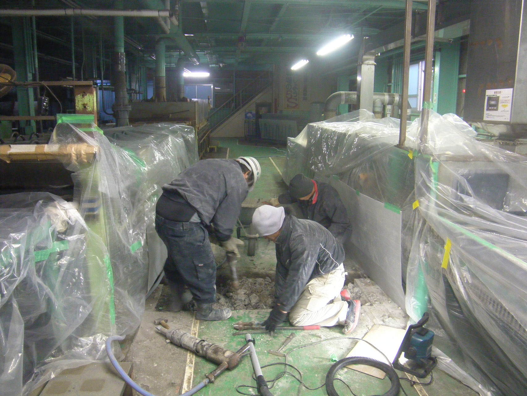 通路及び溝蓋改修工事：工程写真