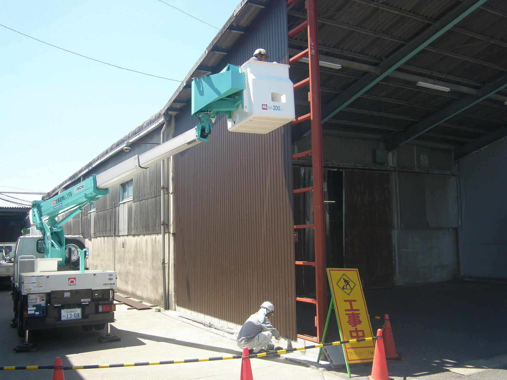 雨避け壁新設工事：工程写真