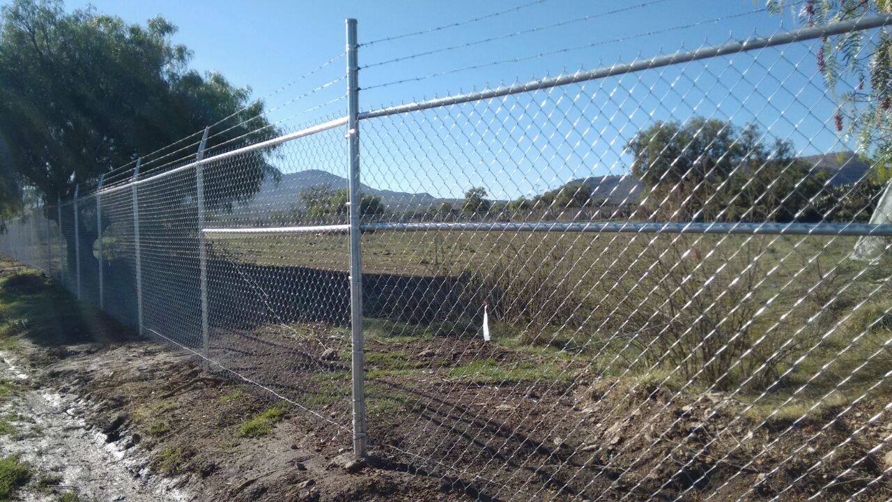 Malla ciclónica cal 11.5, de 2 metros de alto 