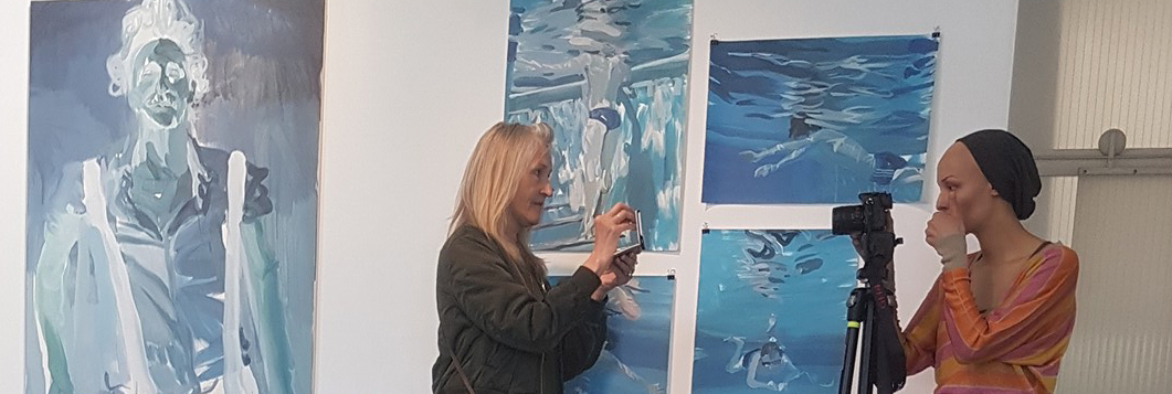 Dritter PERFORMANCEDAY 2017, Wiesbaden / Christine Straszewski mit Filmproduzentin Sam Mantia