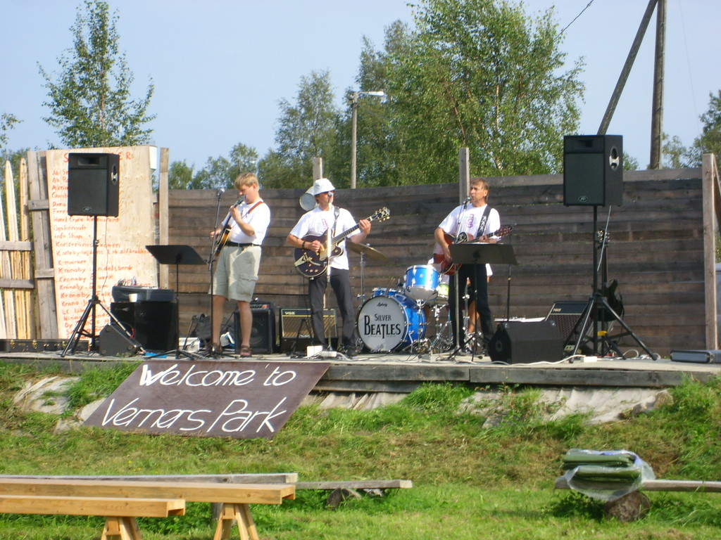 Welcome to the concert of Silver Beatles in Verners Park 8.8.2010!