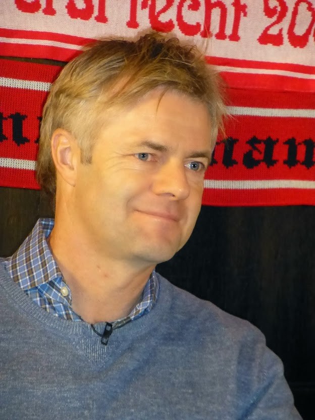 Kommentiert für die ARD Bundesliga und Länderspiele, Tom Bartels