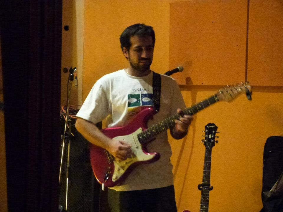 Sesión de grabación para el grupo Papryka en estudio El Ombú de Montevideo - Febrero 2013