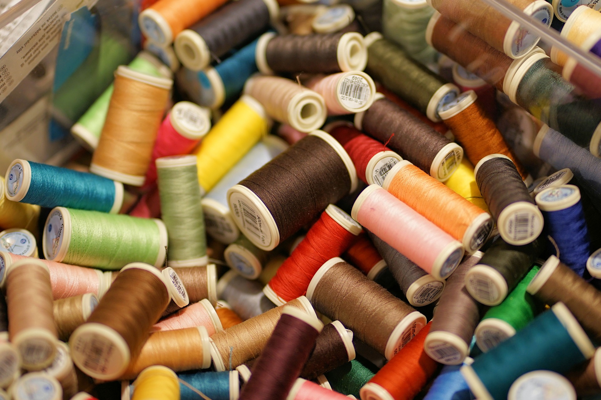 MATERIEL NECESSAIRE POUR DEBUTER EN COUTURE