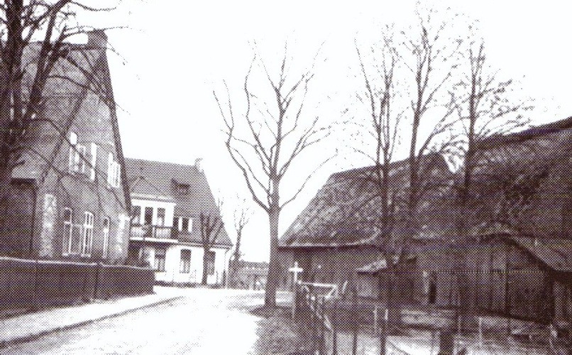 "Alte Dorfstraße" um 1910