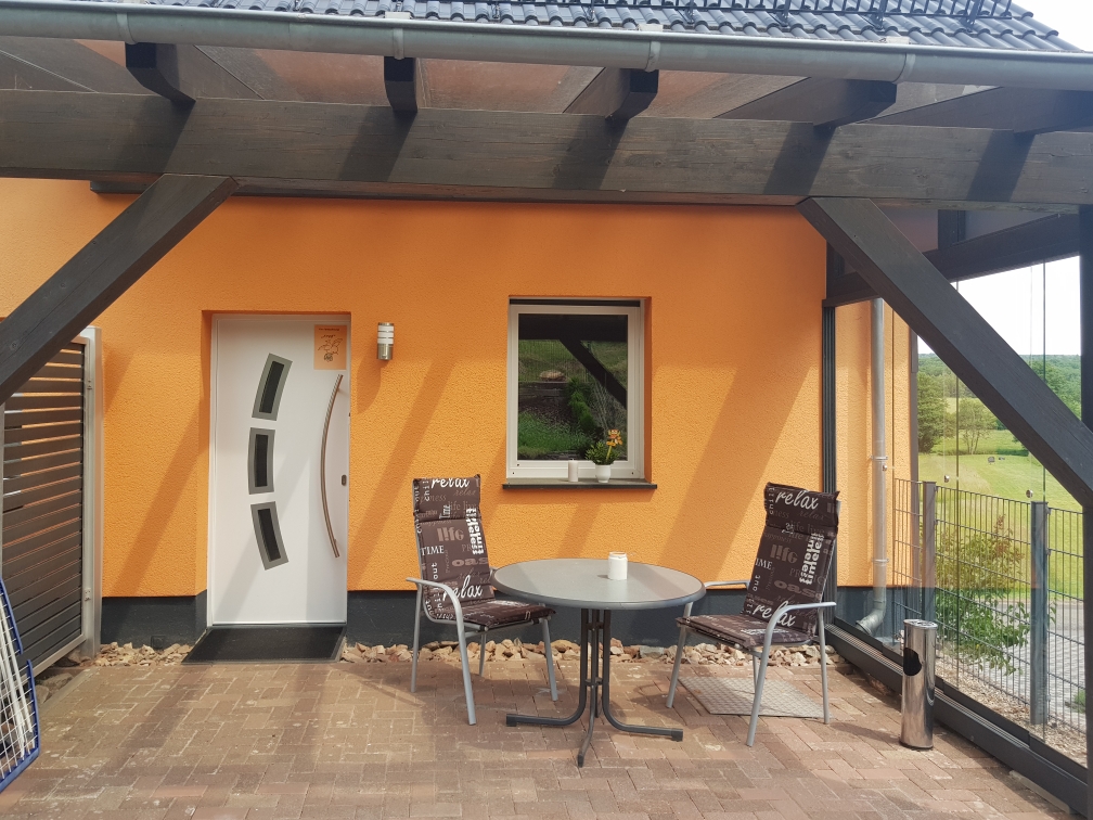 Ferienwohnung Schmitt Fred Terrasse