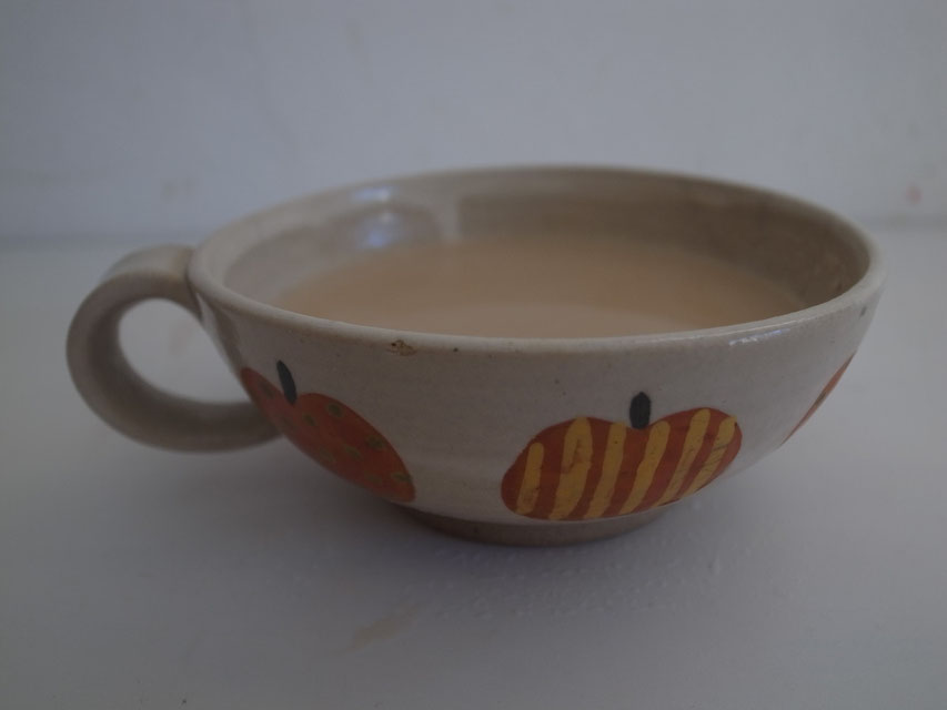The tea cup that use for morning tea for three year