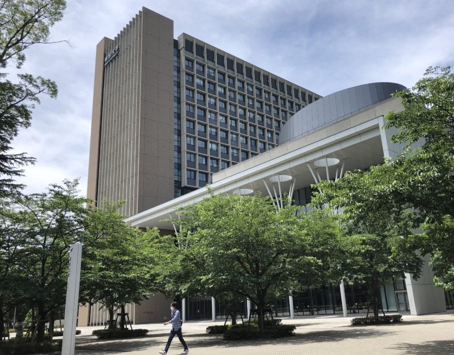 明治大学 商学部、経営学部、政治経済学部の英語