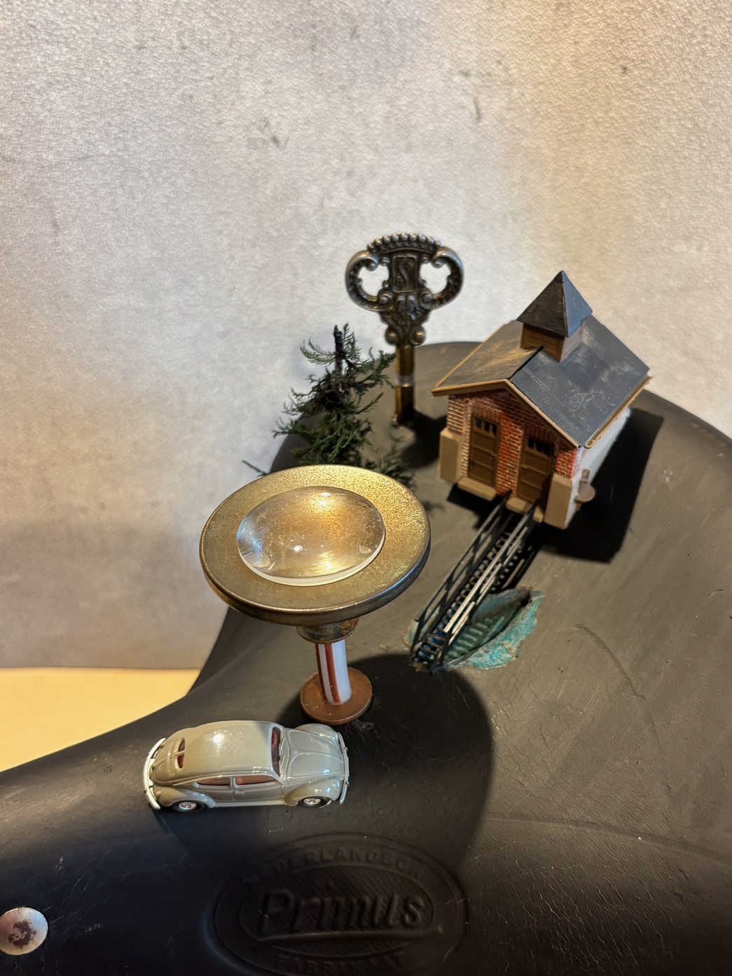 "Lost Places" UpcyclingSkulptur