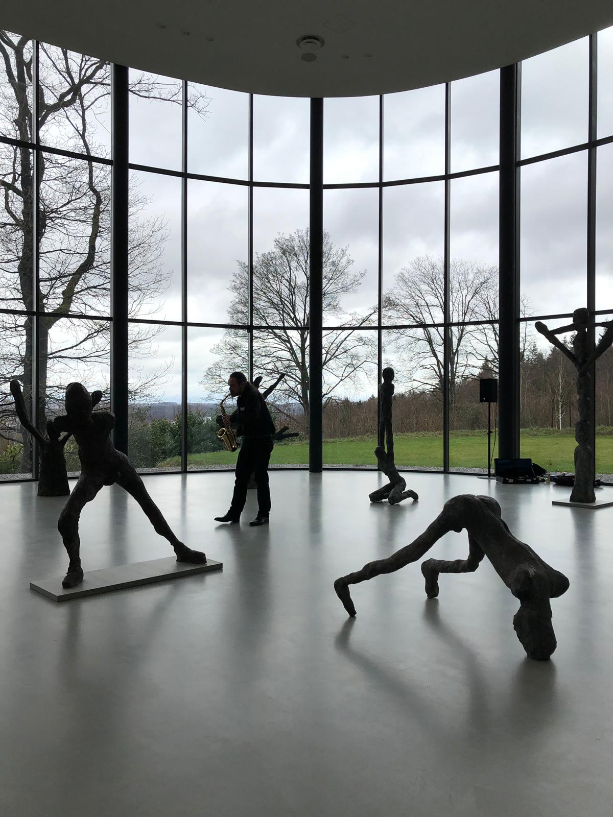 Hiby Solo Ausstellungseröffnung Martin Disler - Häutung und Tanz  Skulpturenpark Waldfrieden  Wuppertal 2019