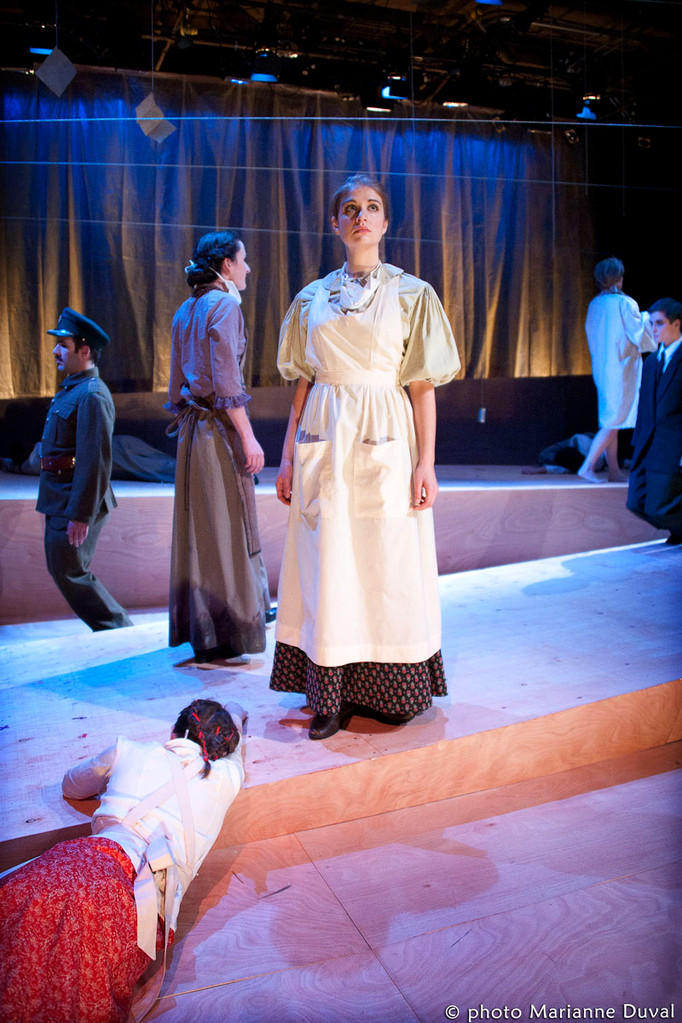 Julien Dancause, Chloé Tremblay, Alex Beraldin- Unity 1918 - Université d’Ottawa - Photo Théâtre Marianne Duval 