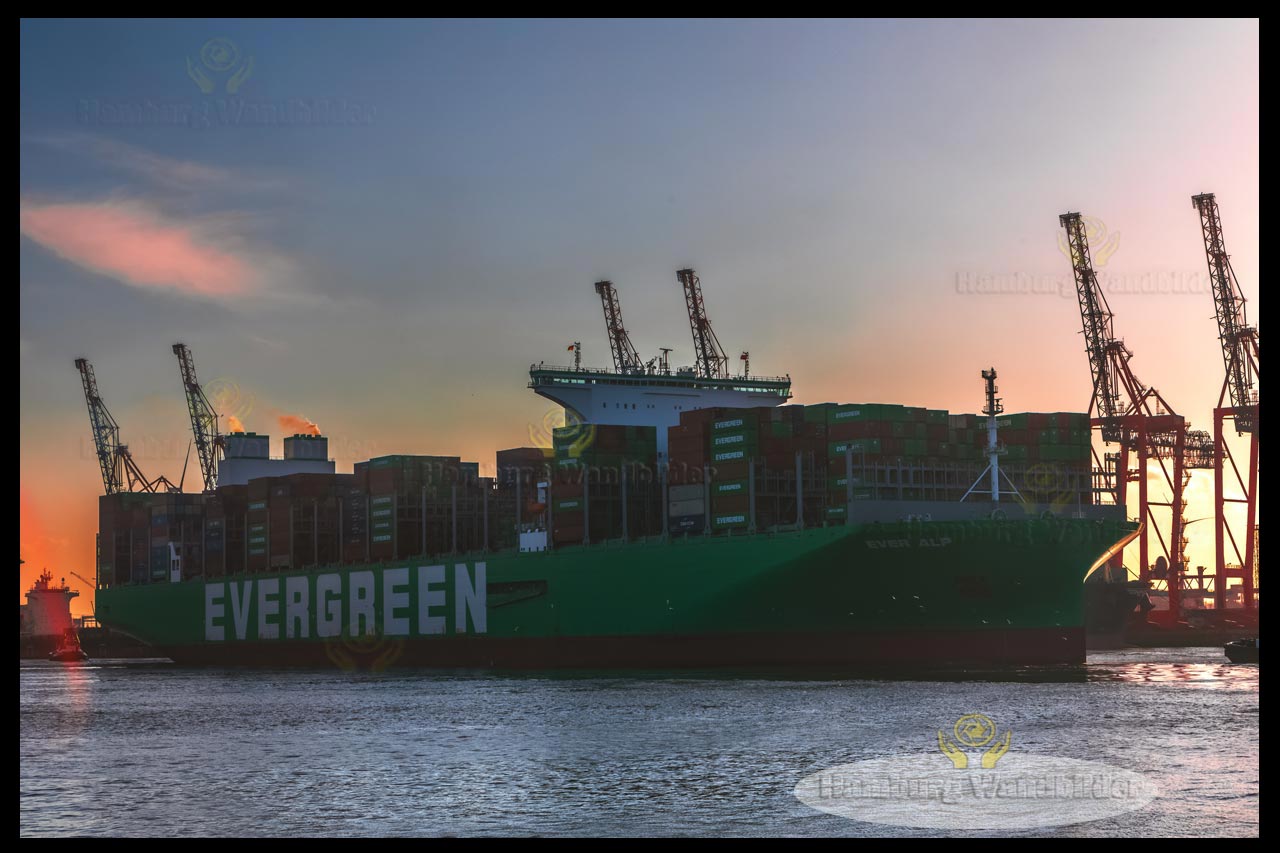 Containerschiff  /  2103