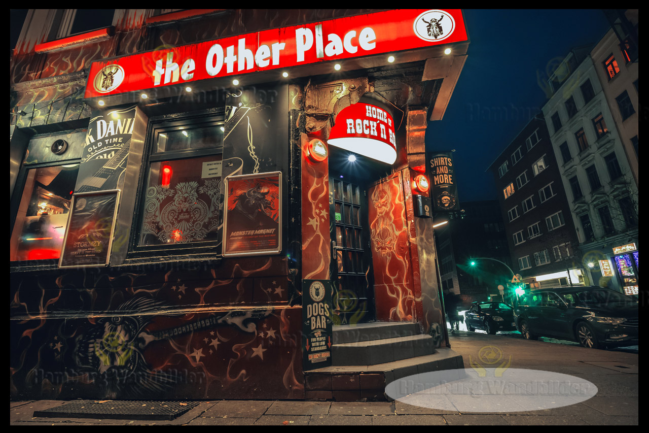 die kneipe the other place auf der reeperbahn bei nacht hamburg wandbilder