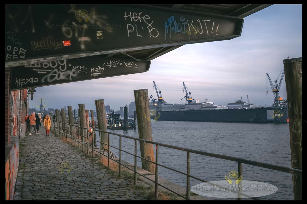 Promenade  /  1242  