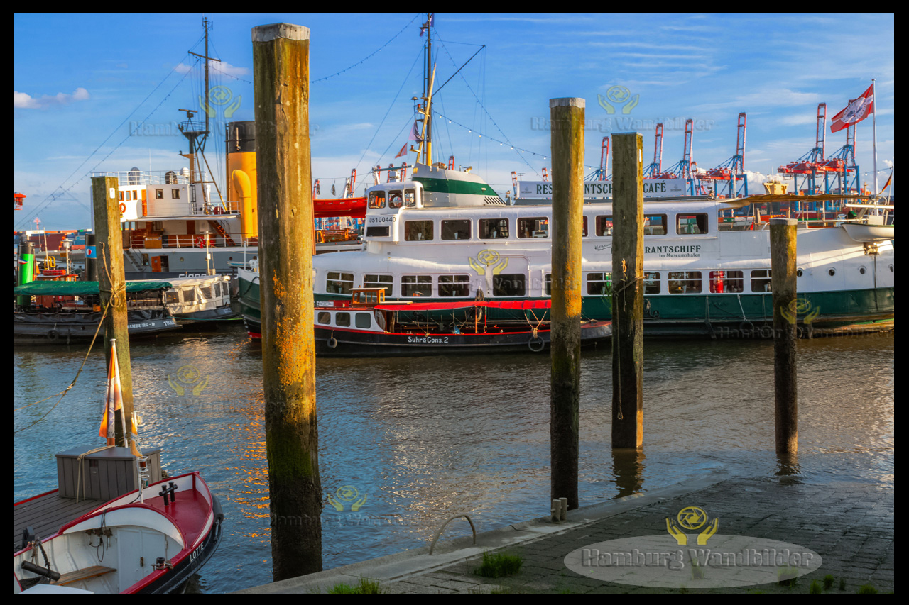Museumshafen  /  2448