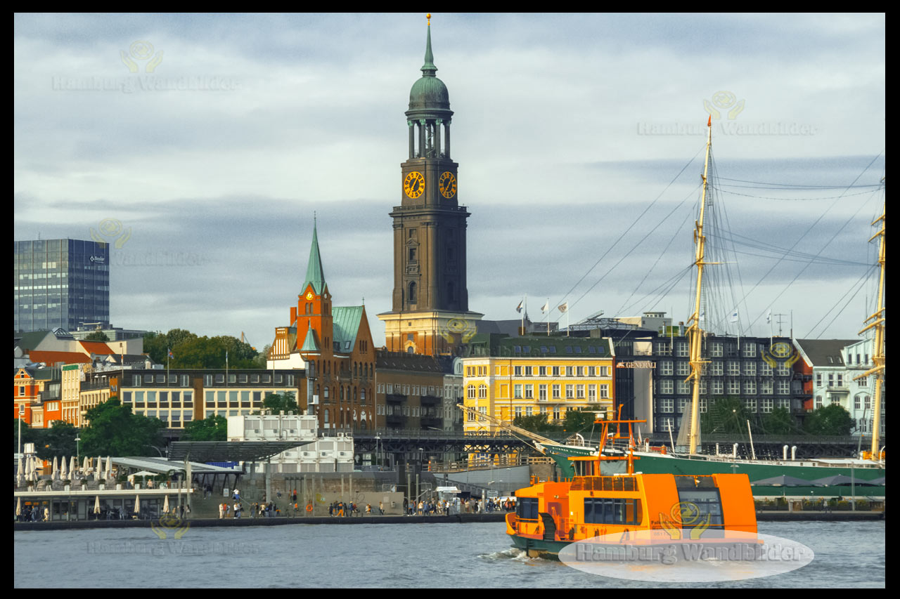 Landungsbrücken /  2241