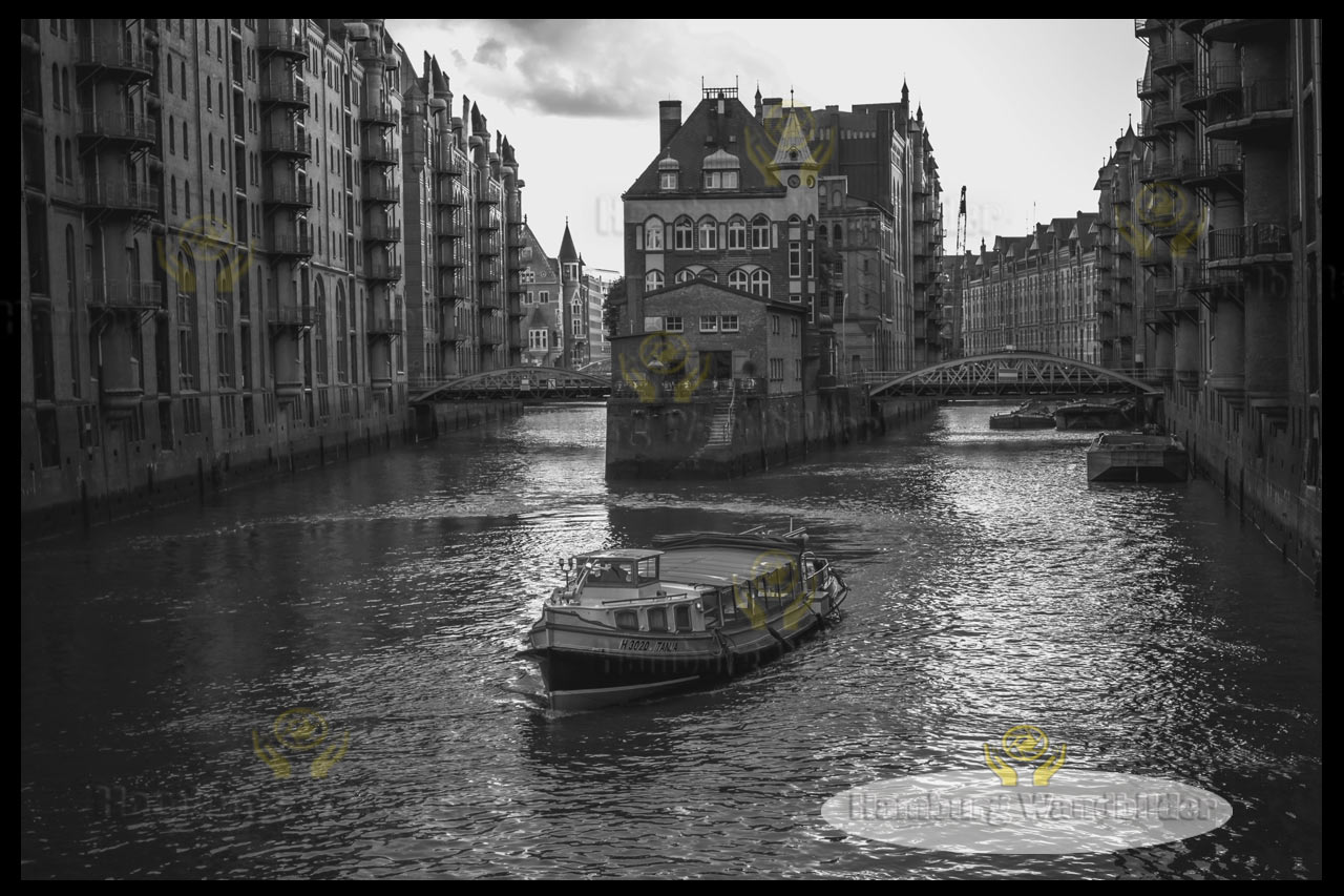 Wasserschloss  SW  /  1336