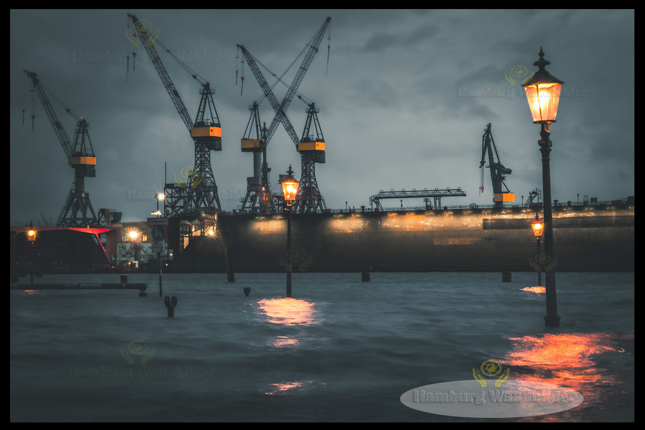 Dock /  1326