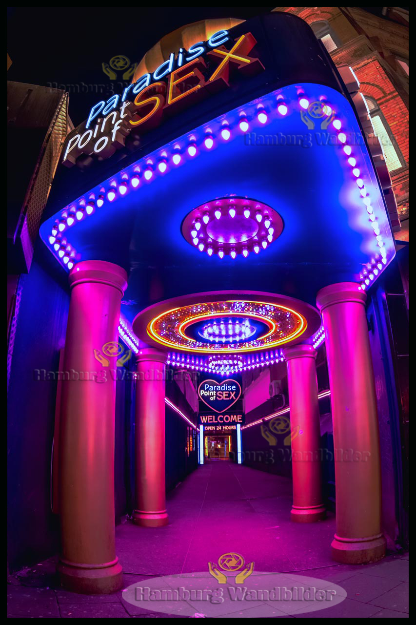 Paradise Point of Sex  /  2434