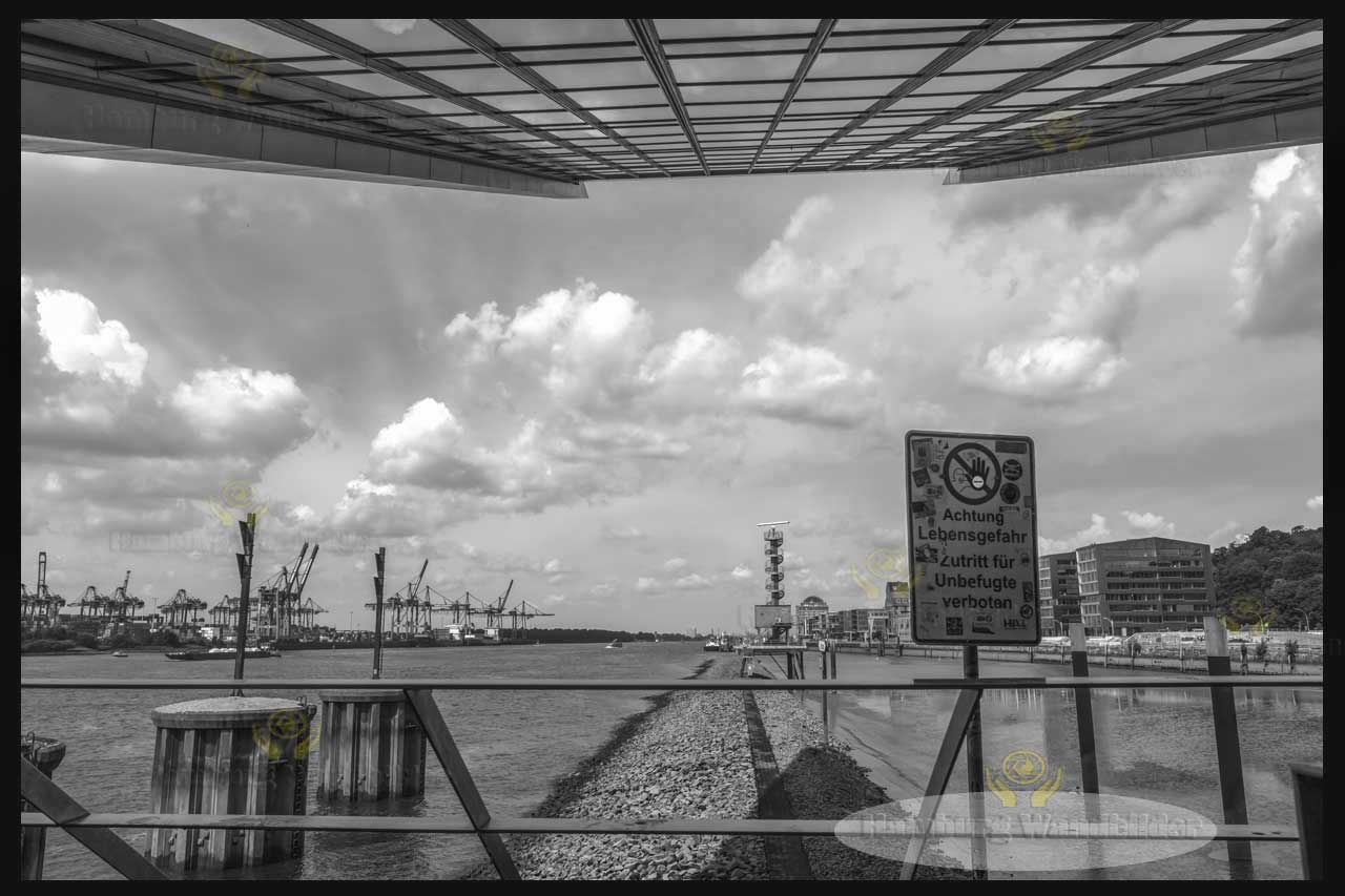 Dockland  SW  /   2402