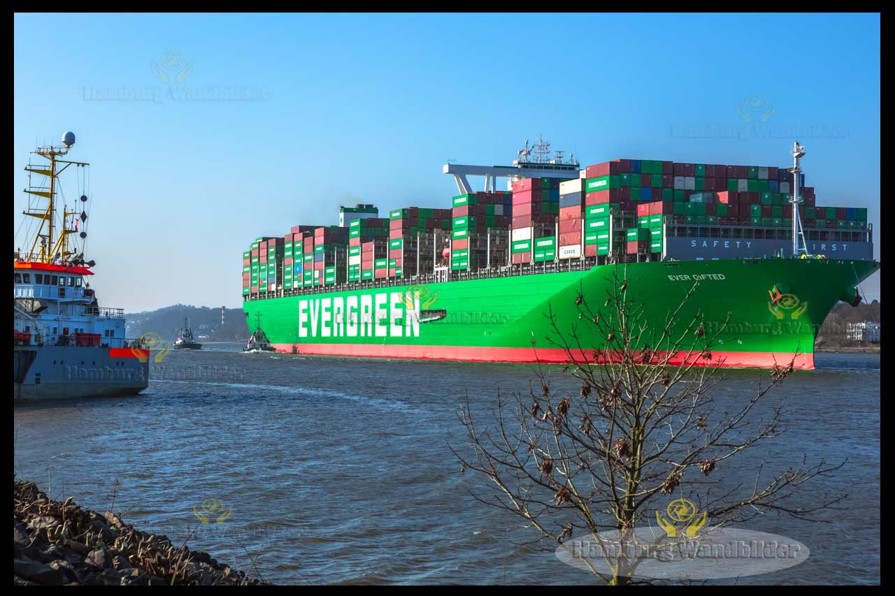 Containerschiff  /  2598