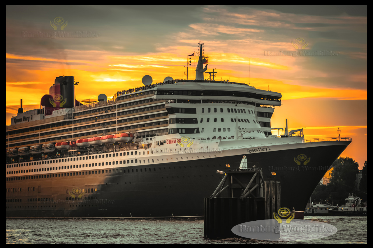 Queen Mary 2   /  2323