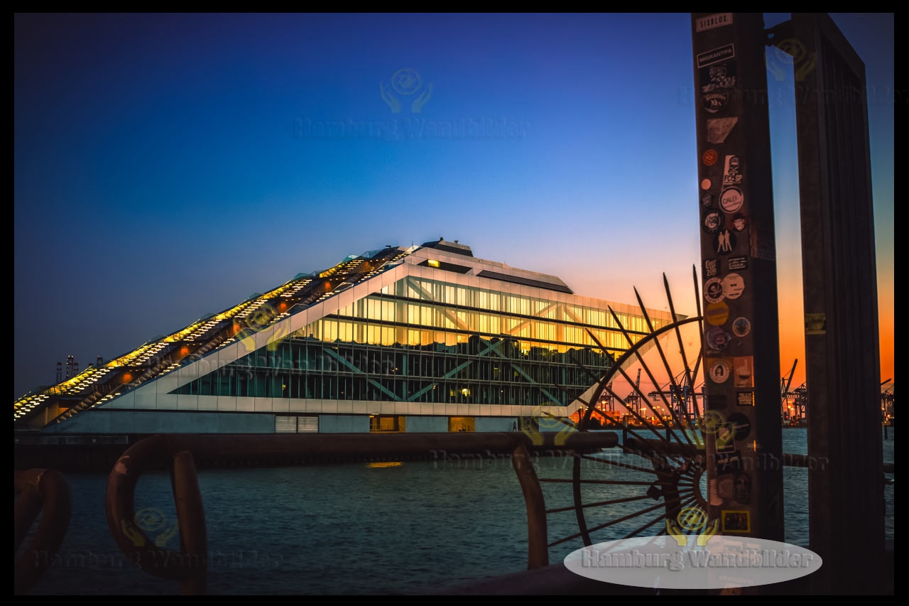 Cruise Center  / 1503