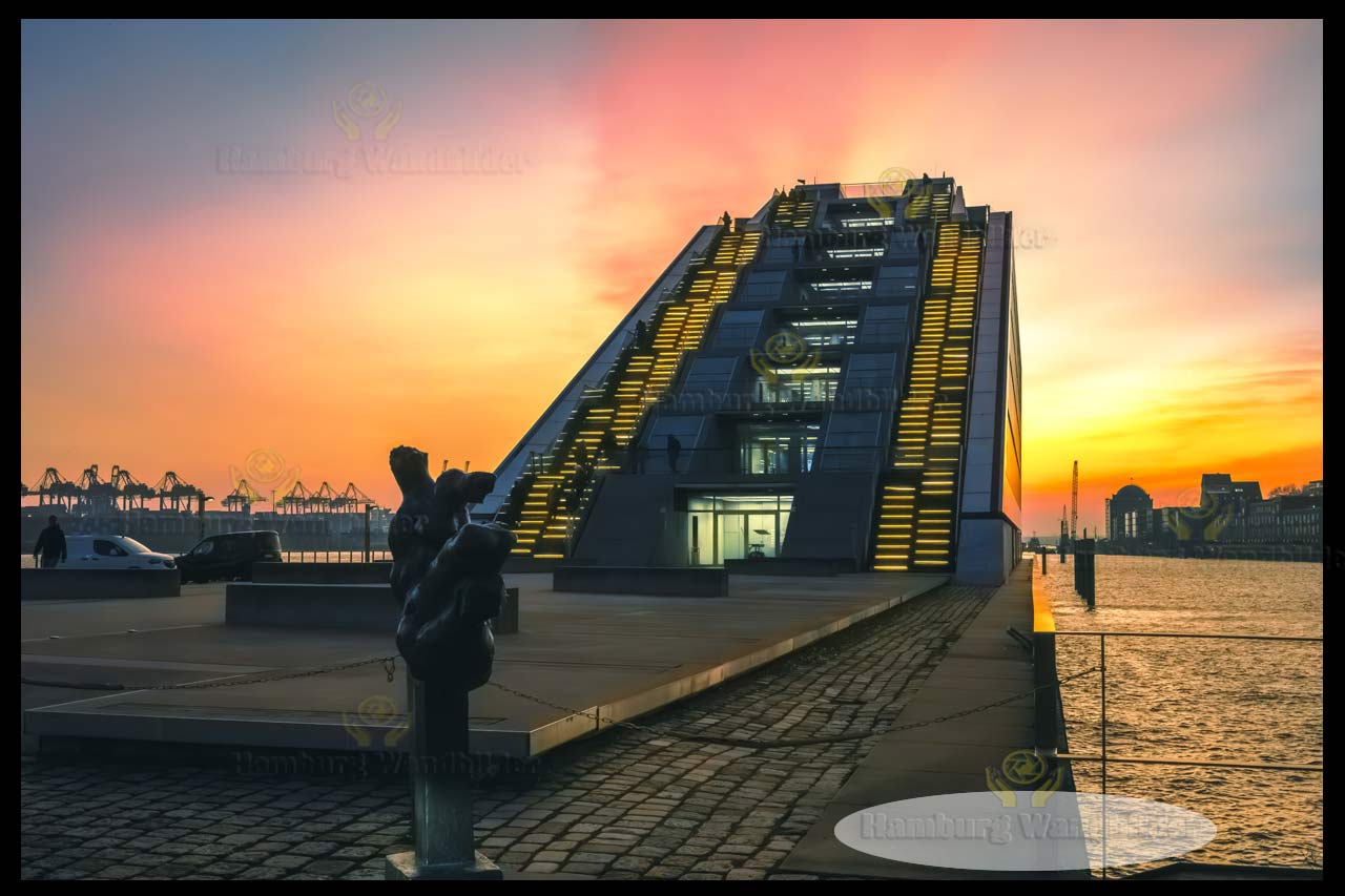 Dockland  /  2380
