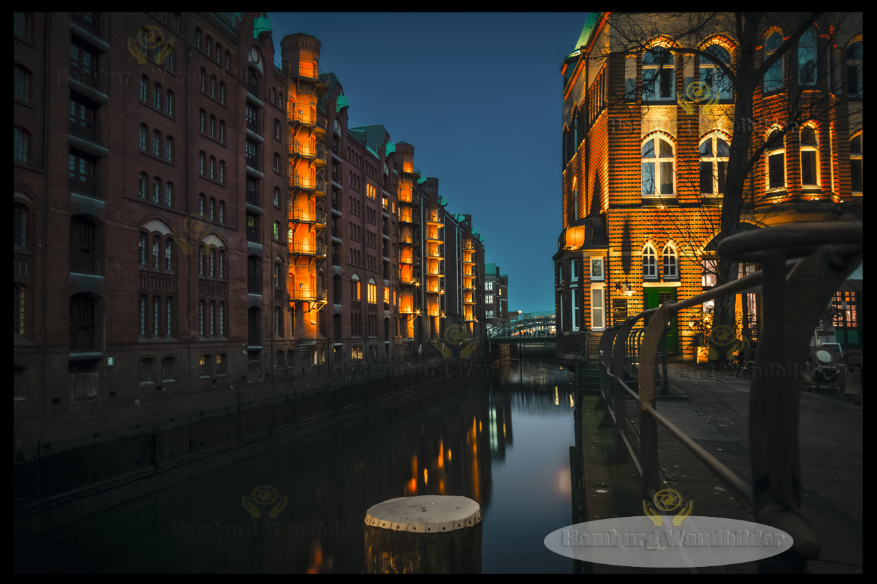 Wasserschloss   /  2390