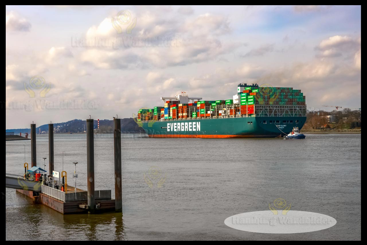 Containerschiff  /  2562
