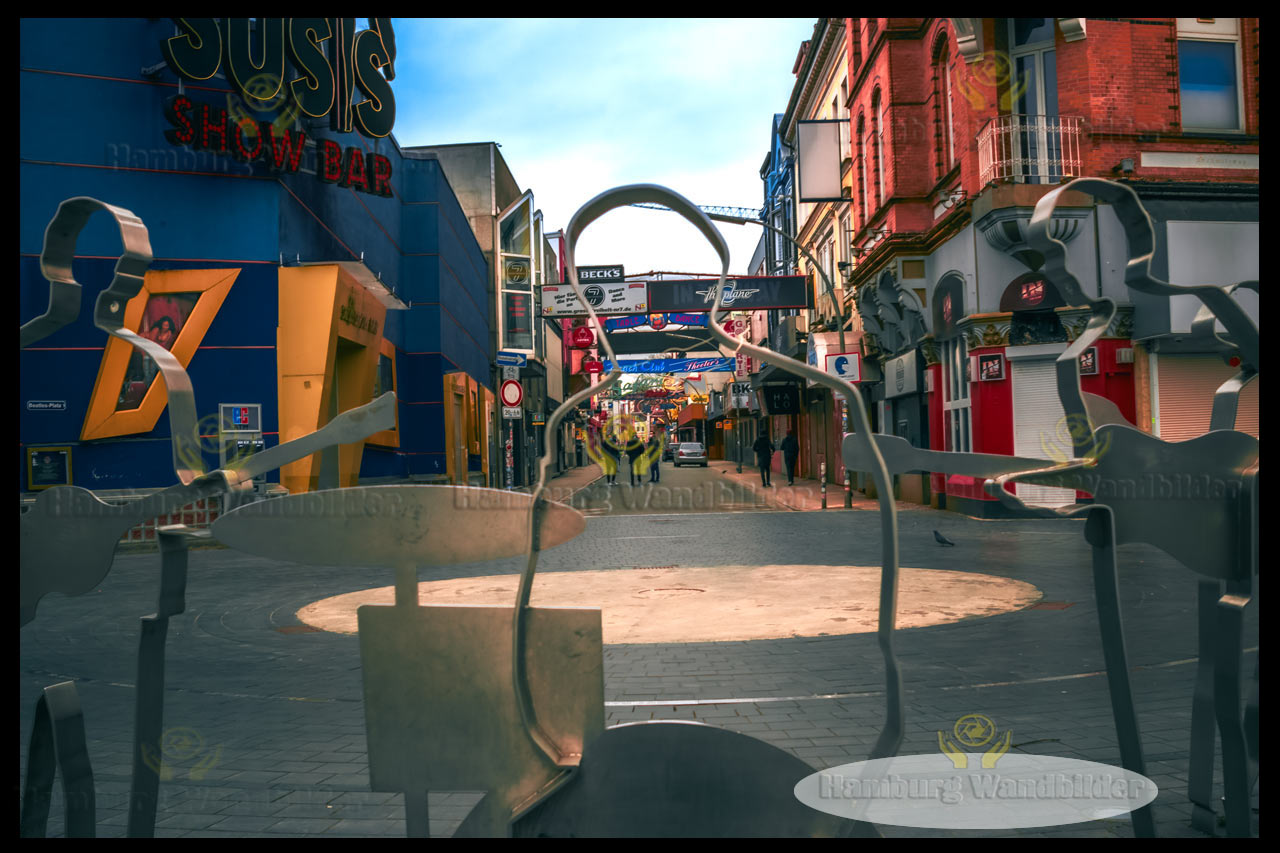 Beatles Platz  /  2230