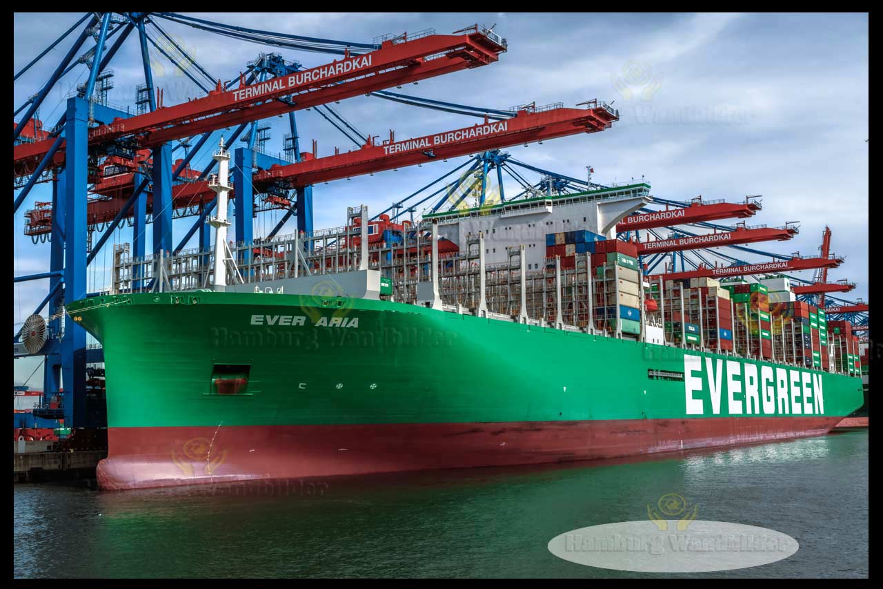 Containerschiff  /  2252