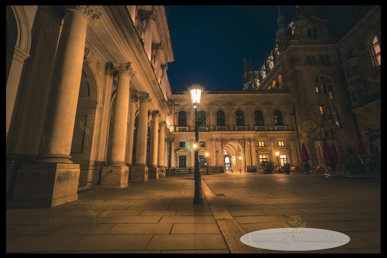 Innenhof  /  2041