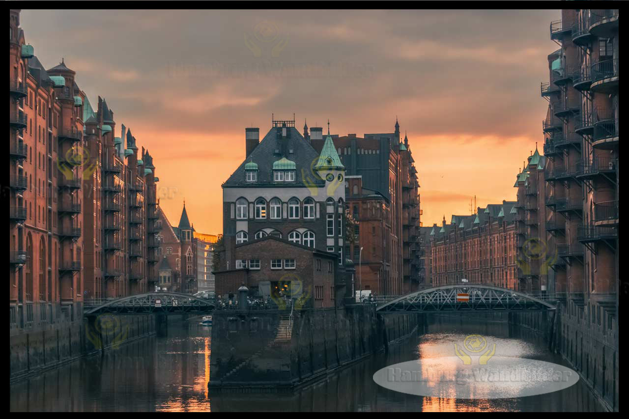 ein sonnenuntergang ueber dem wasserschloss hamburg wandbilder