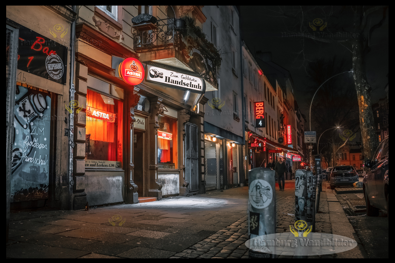 Goldener Handschuh  /  2666