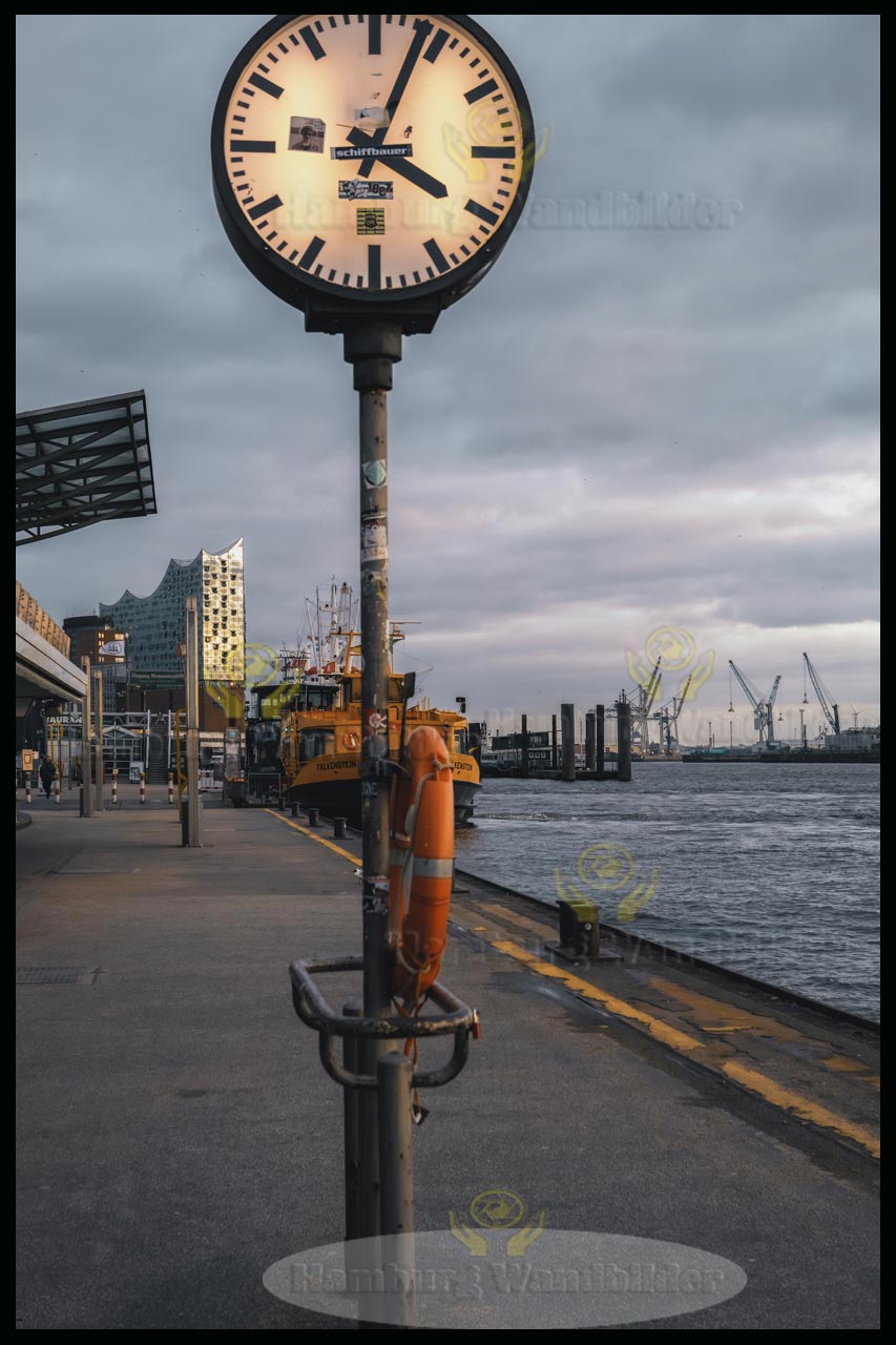 Uhr HF /  2535