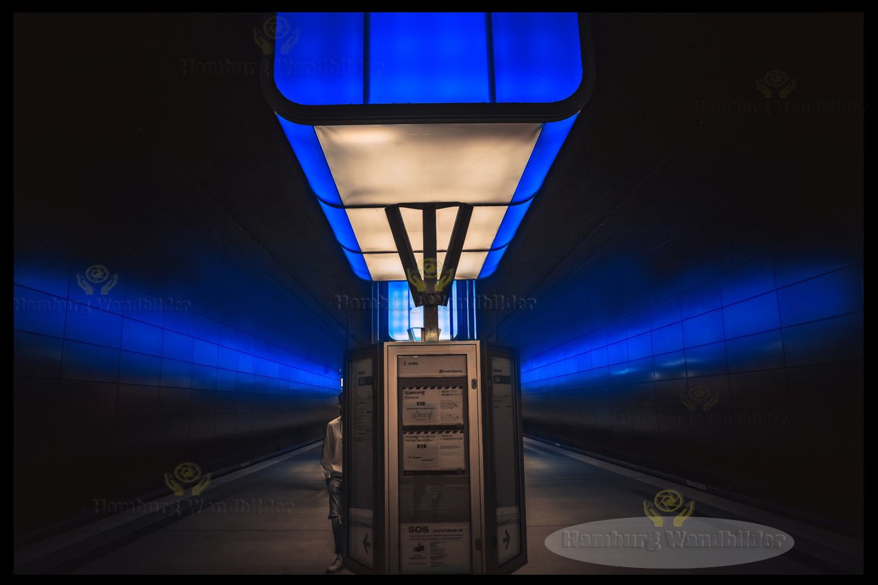 Bahnhof  /  1025