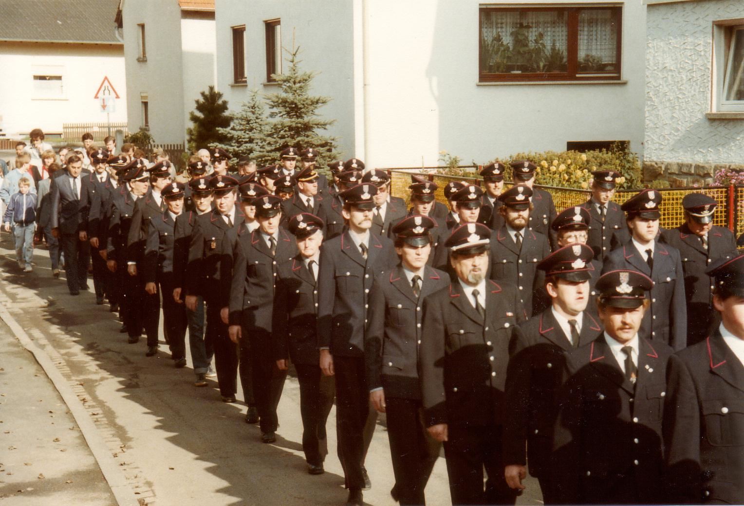 1984 Einweihung Feuerwehrgerätehaus, Festzug