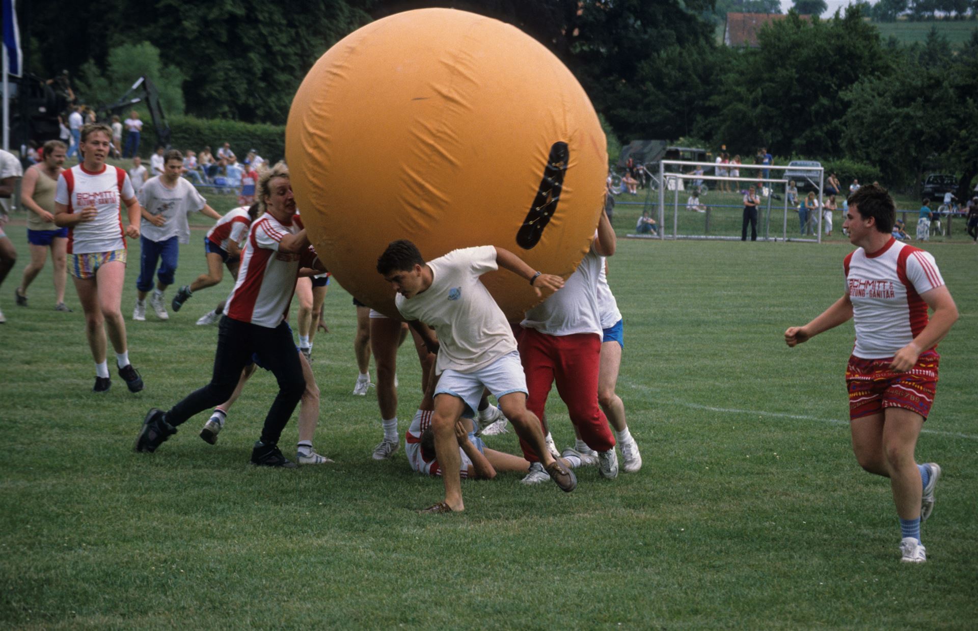 1989 Pushball-Spiel Feuerwehr / 58. Kampf- und Ingenieurkompanie aus Bad Hersfeld