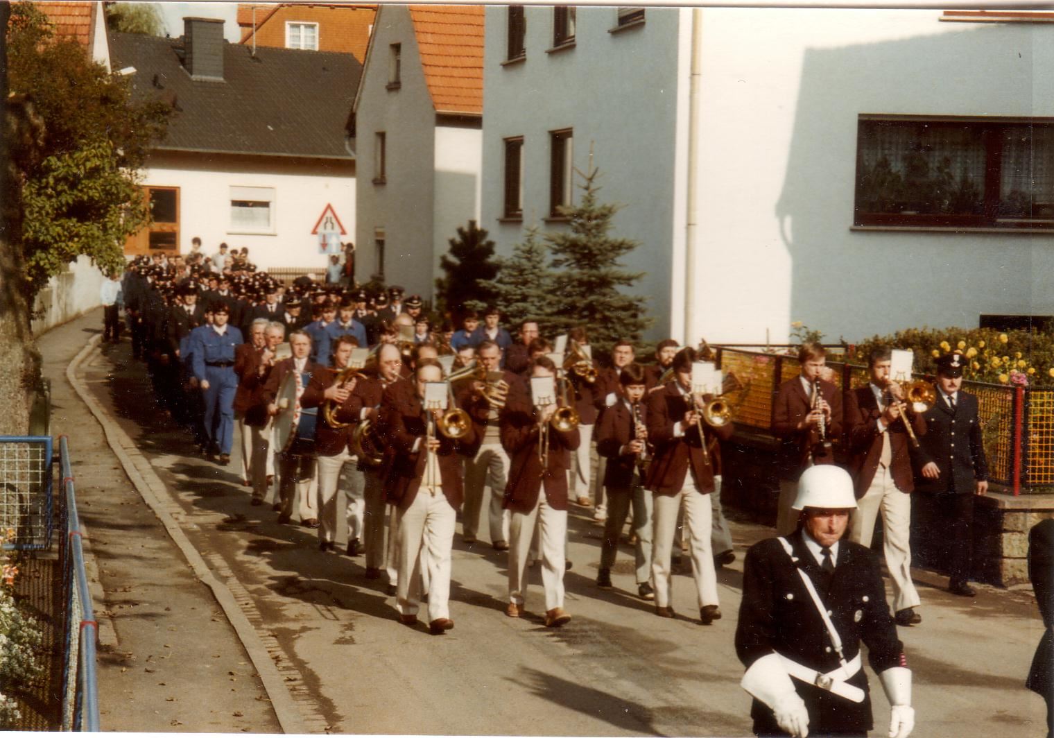 1984 Einweihung Feuerwehrgerätehaus, Festzug