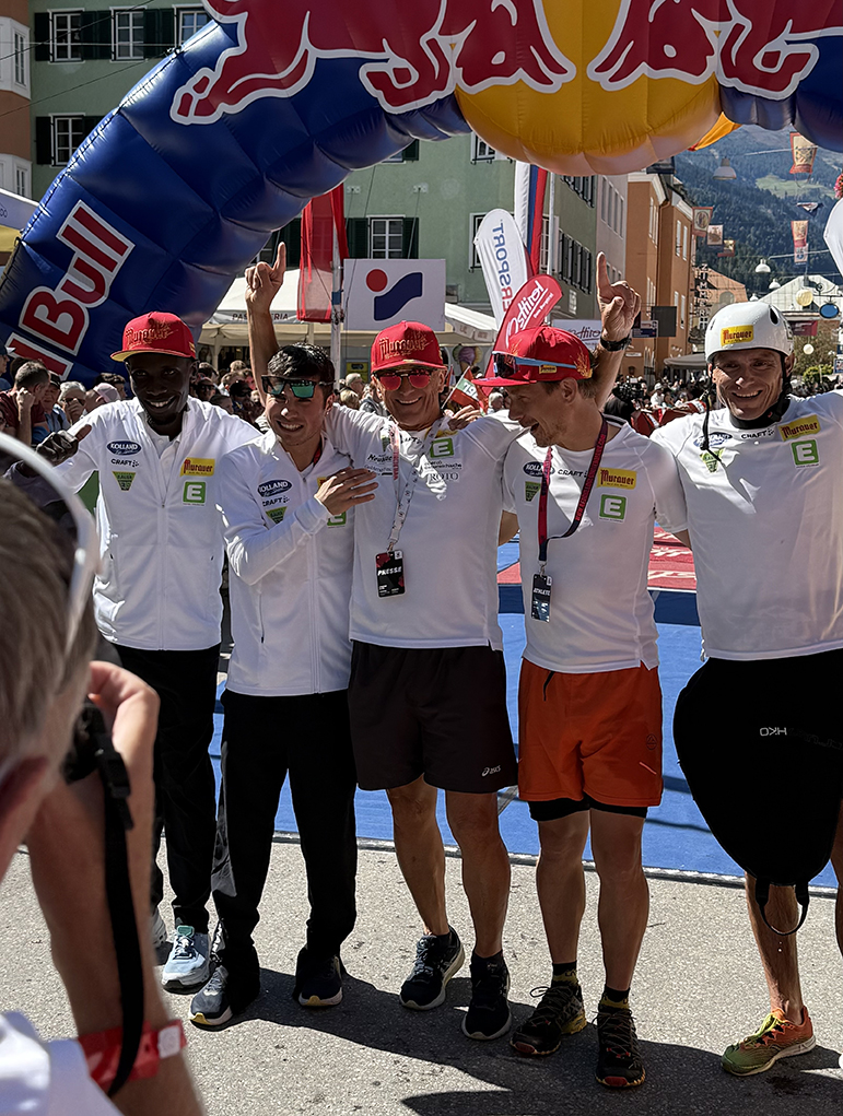 Das Siegerteam mit Teamchef Harry Kolland
