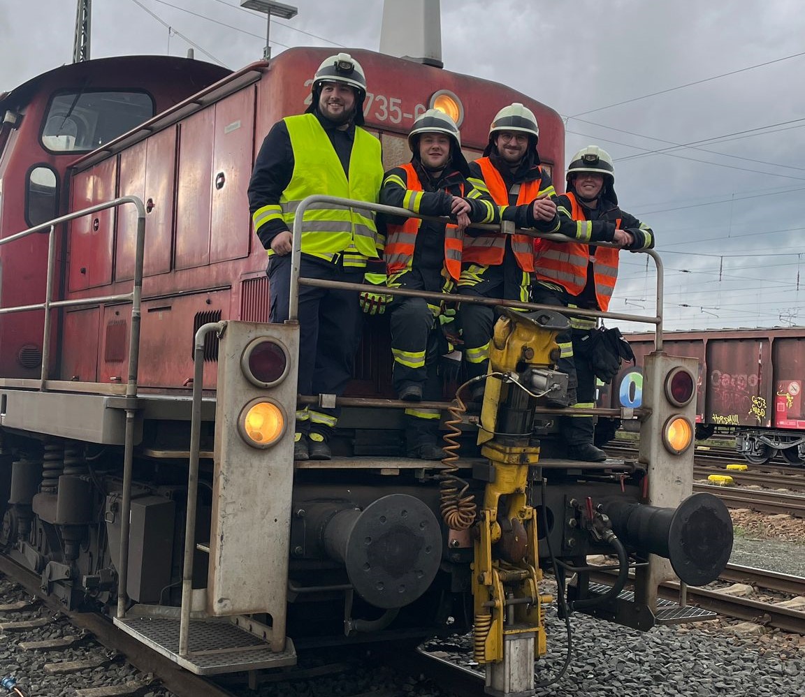 Viermal Technische Hilfeleistung Bahn 1 für Eschenburg