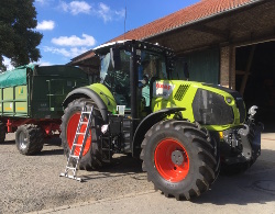 Claas Axion 810