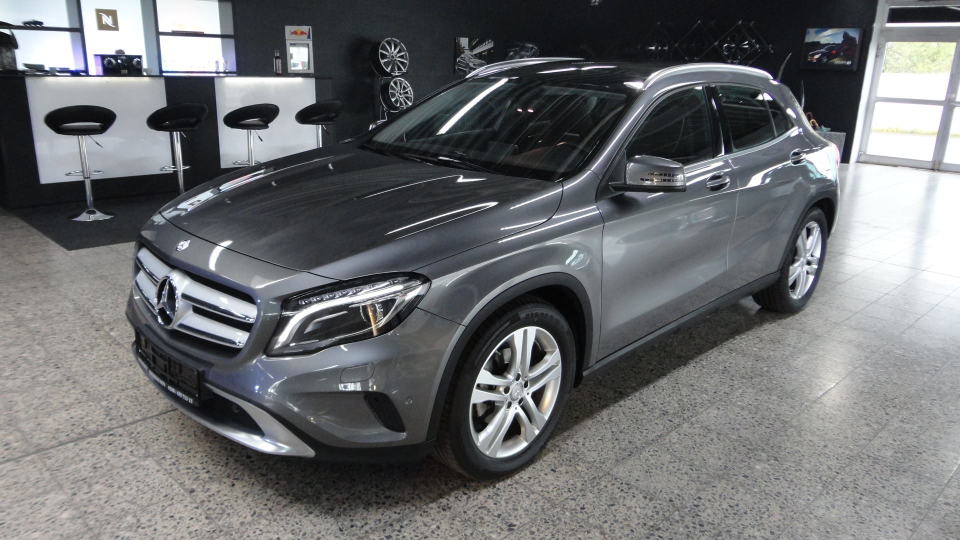 Autohaus-Oberhausen - Kontakt - Mercedes Jahreswagen Spezialist